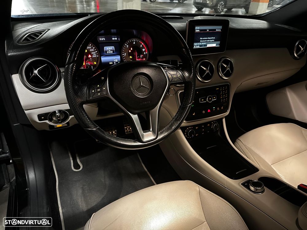 Mercedes-Benz A 200 CDi BE AMG Sport Aut. - 12