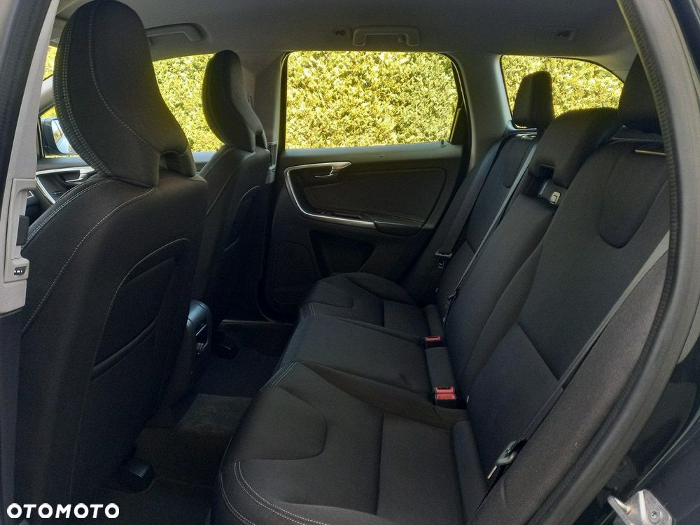 Volvo XC 60 D3 Momentum - 26