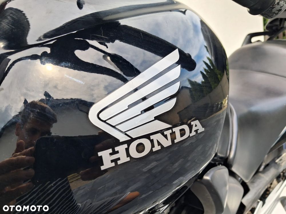 Honda CB - 8