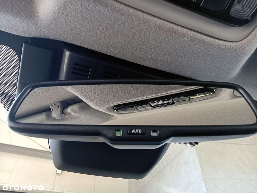 Toyota Yaris Cross Hybrid 1.5 Comfort - 23