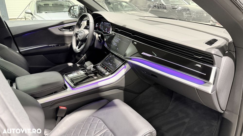 Audi Q8 55 TFSI e quattro Tiptronic PHEV - 32