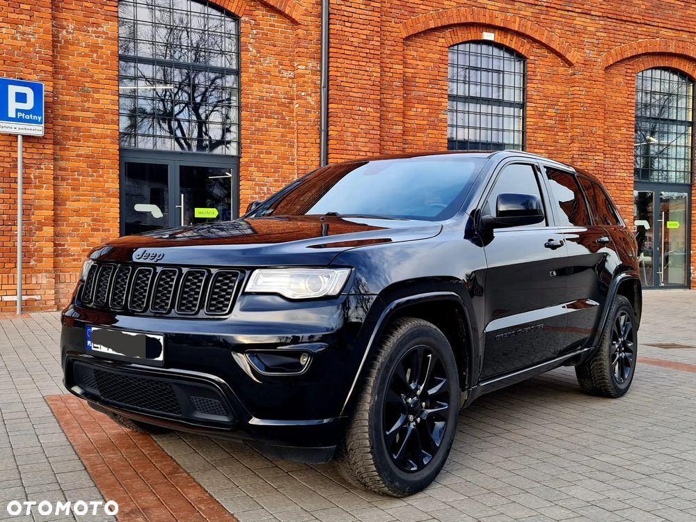 Jeep Grand Cherokee - 1