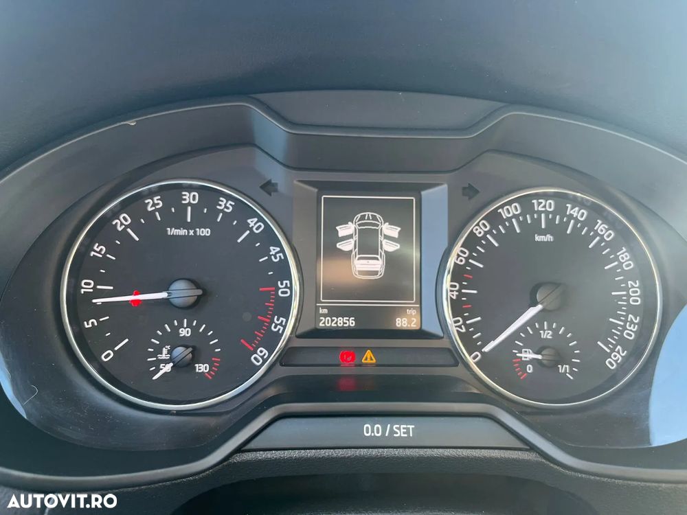 Skoda Octavia - 4