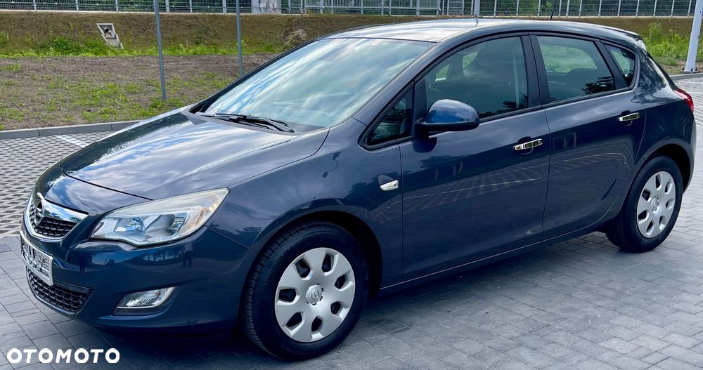 Opel Astra 1.4 T Essentia - 6