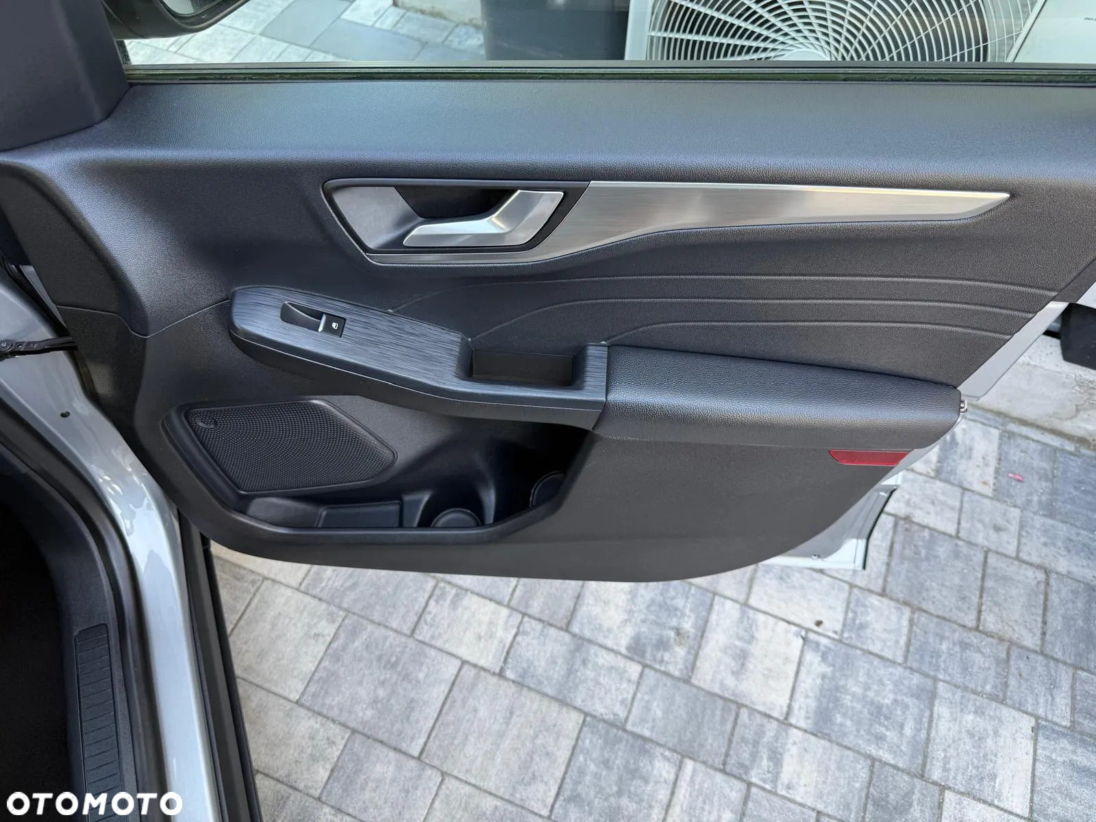 Ford Kuga 1.5 EcoBoost FWD Titanium - 14