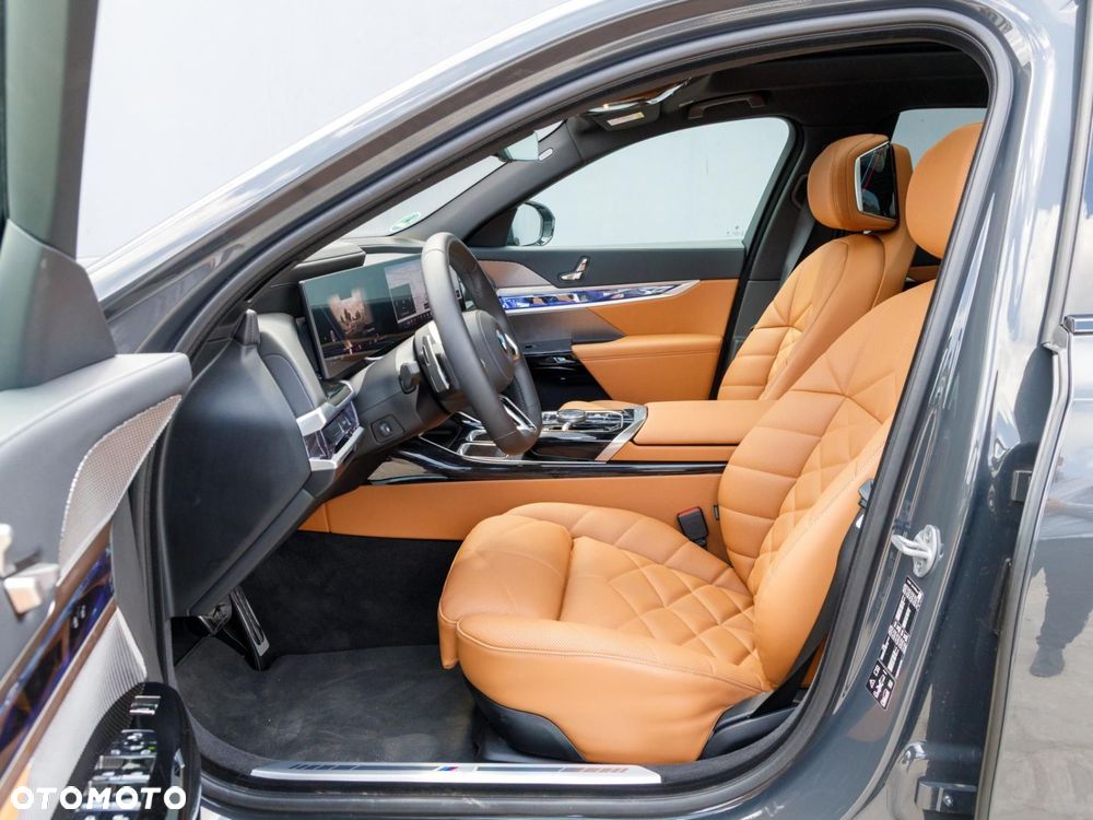 BMW Seria 7 - 14