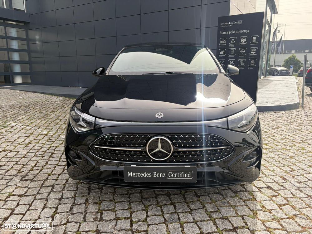 Mercedes-Benz CLA 220 Standard - 2