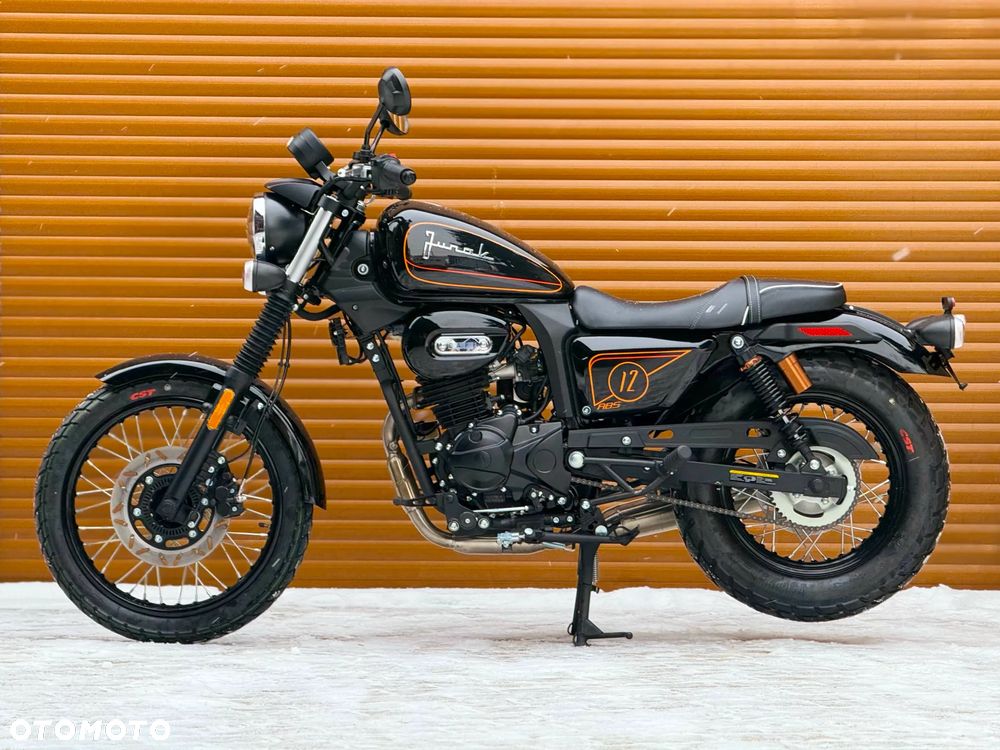 Junak M12 - 5
