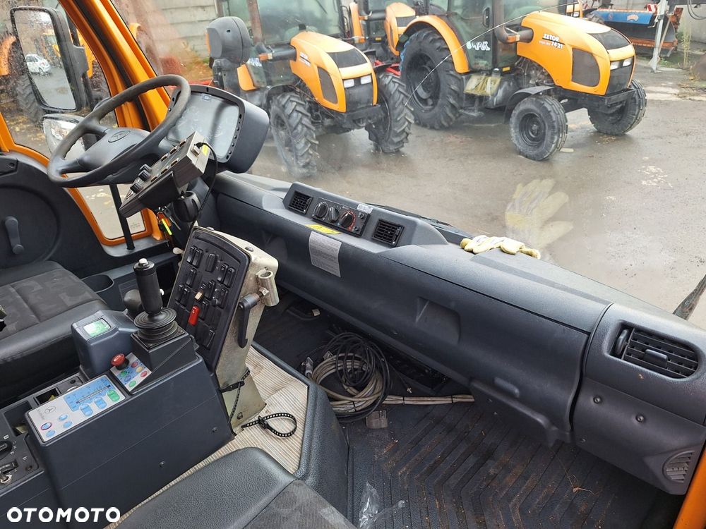 Versalift Unimog U400 4X4+ Stratos B30 24 Valn + Shmidt Kl V32 - 32