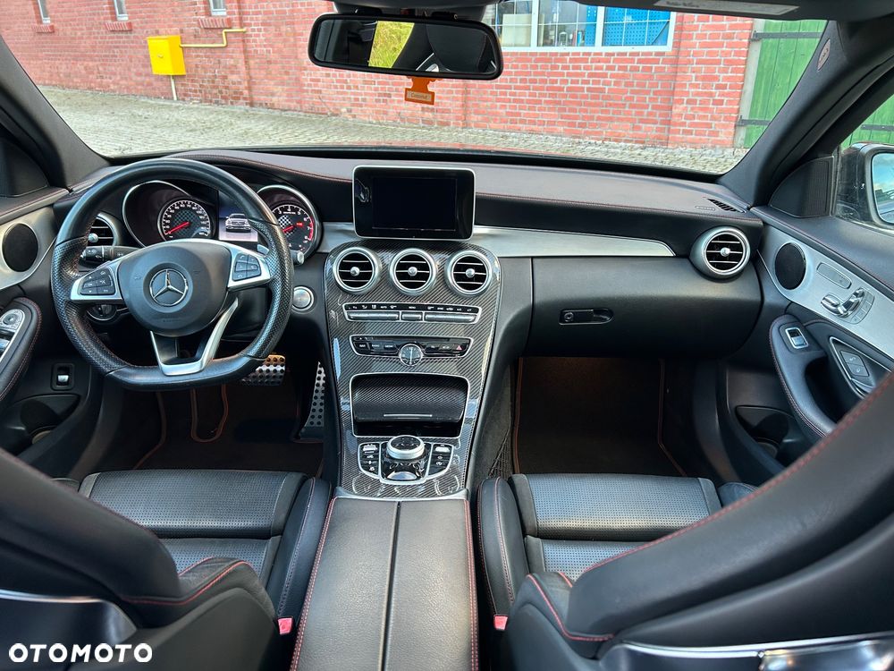 Mercedes-Benz Klasa C AMG 43 4-Matic - 13
