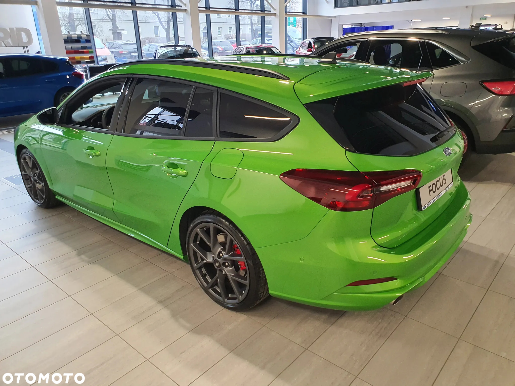 Ford Focus 2.3 EcoBoost ST X - 12