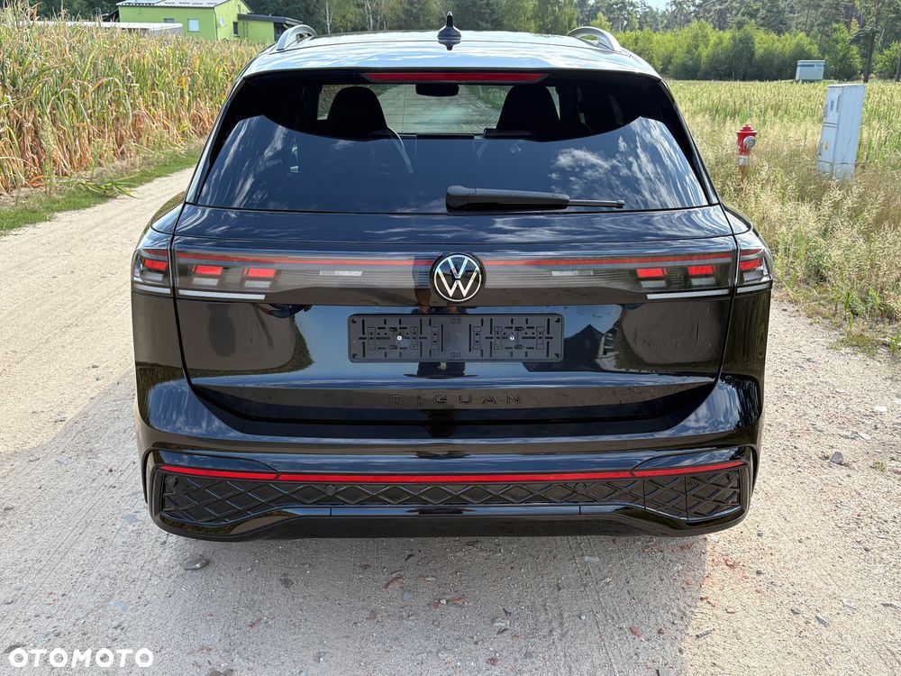 Volkswagen Tiguan 1.5 eTSI R-Line Plus DSG - 2