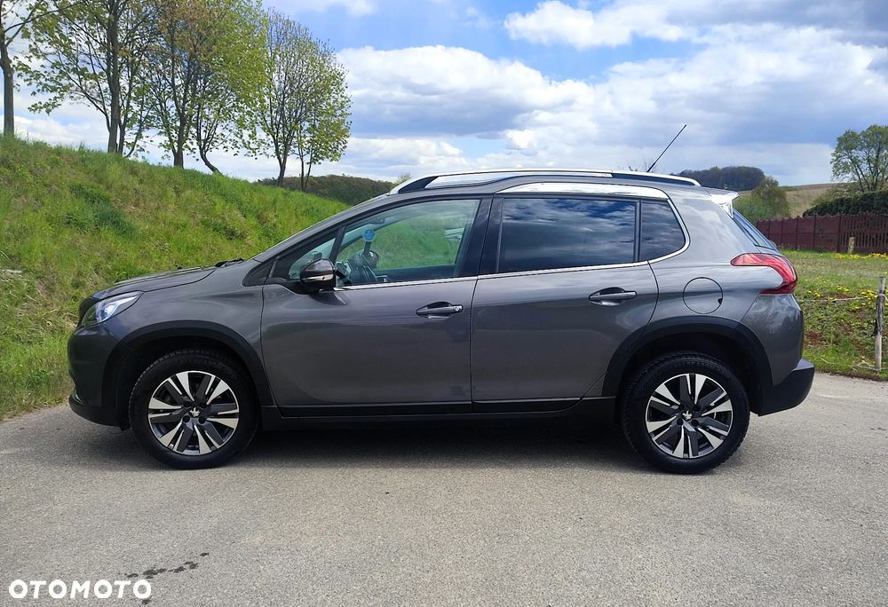 Peugeot 2008 - 10