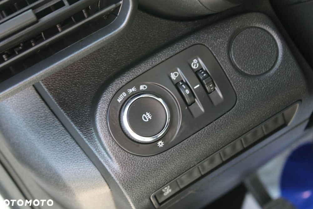Opel Combo - 16