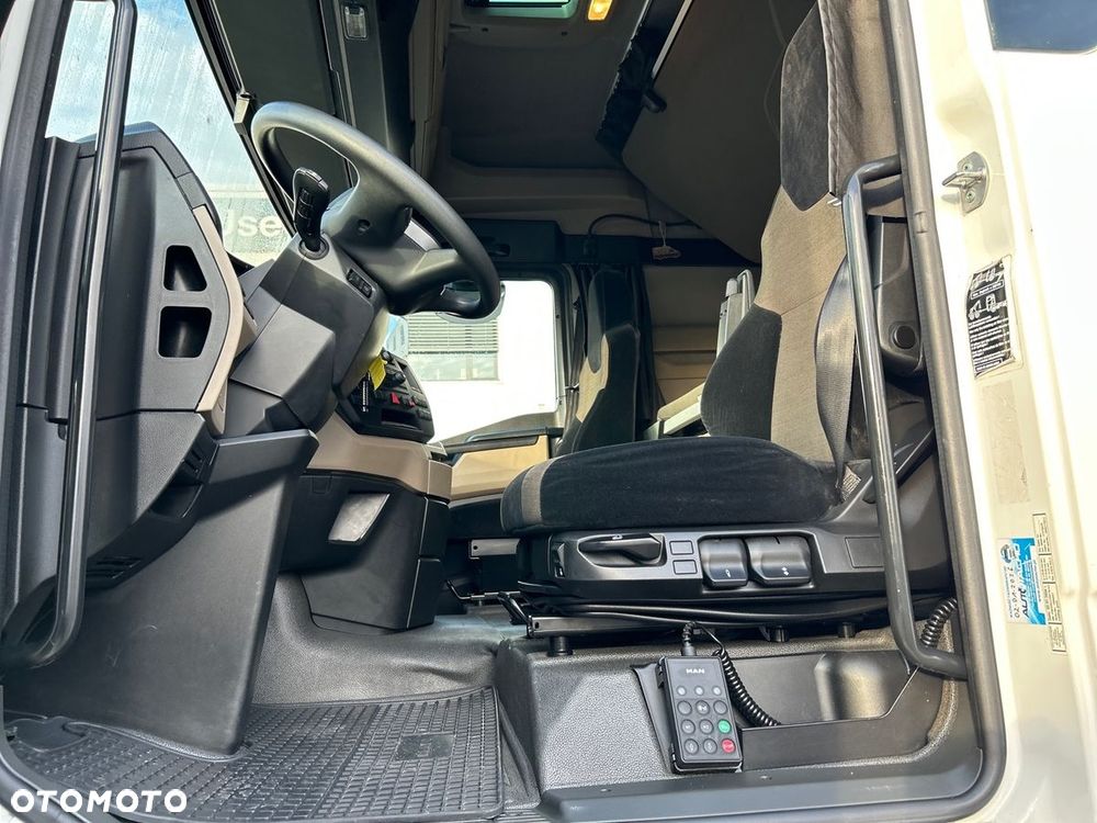 MAN TGX 18.470 4x2 BL SA - 12