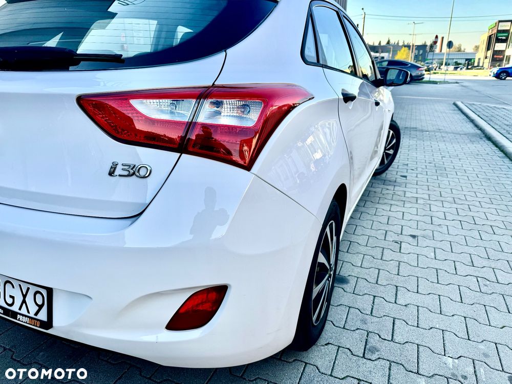 Hyundai i30 1.4 Premium - 28