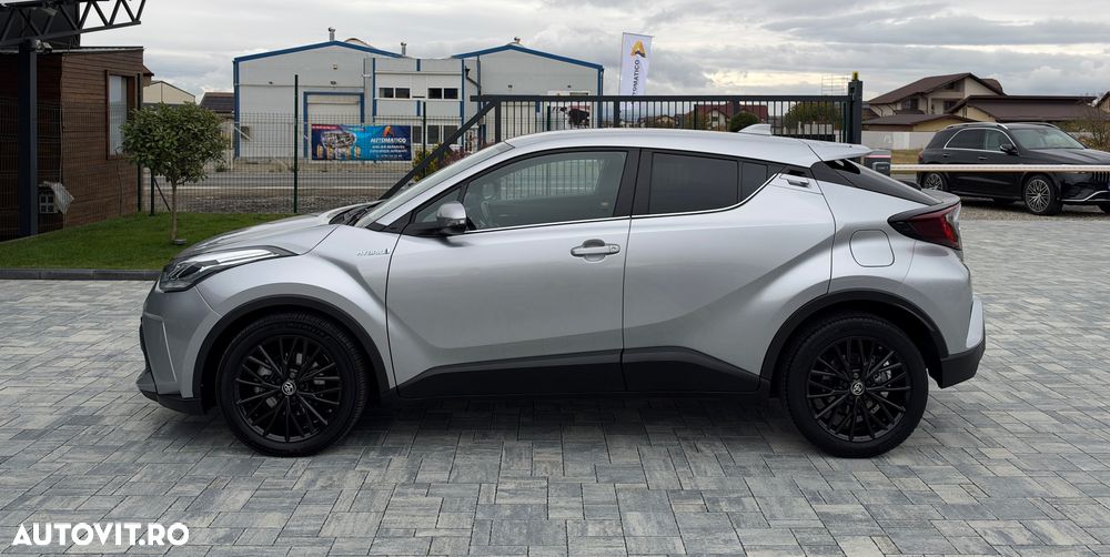Toyota C-HR Lounge - 10
