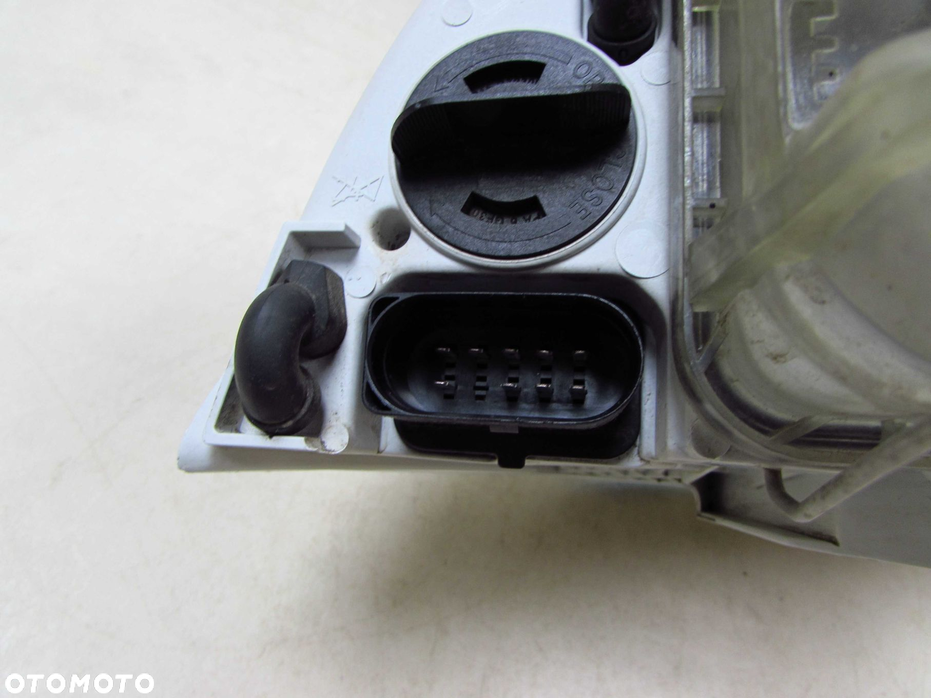 SKODA OCTAVIA II 04-08 LAMPA PRZOD LEWA REFLEKTOR UK - 6