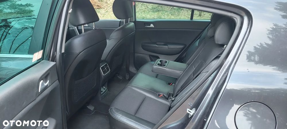 Kia Sportage - 11