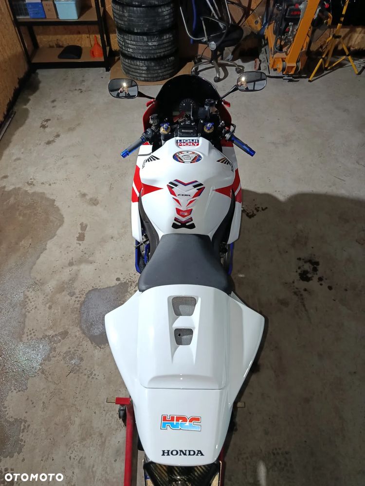 Honda CBR - 14