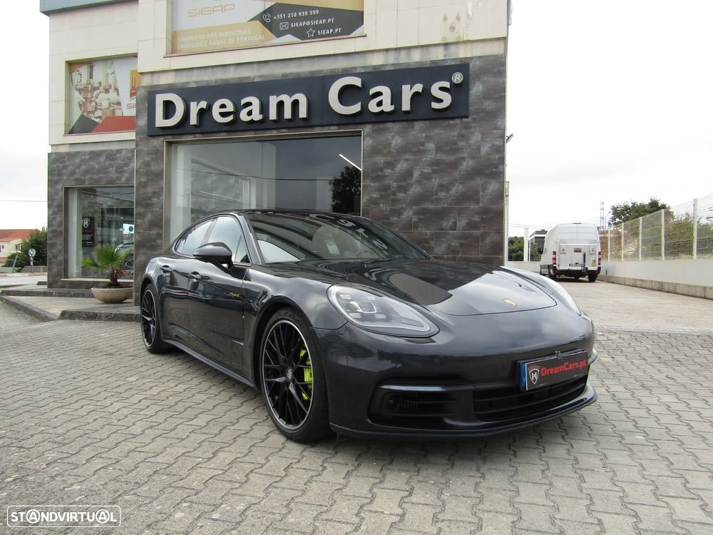Porsche Panamera 4 E-Hybrid