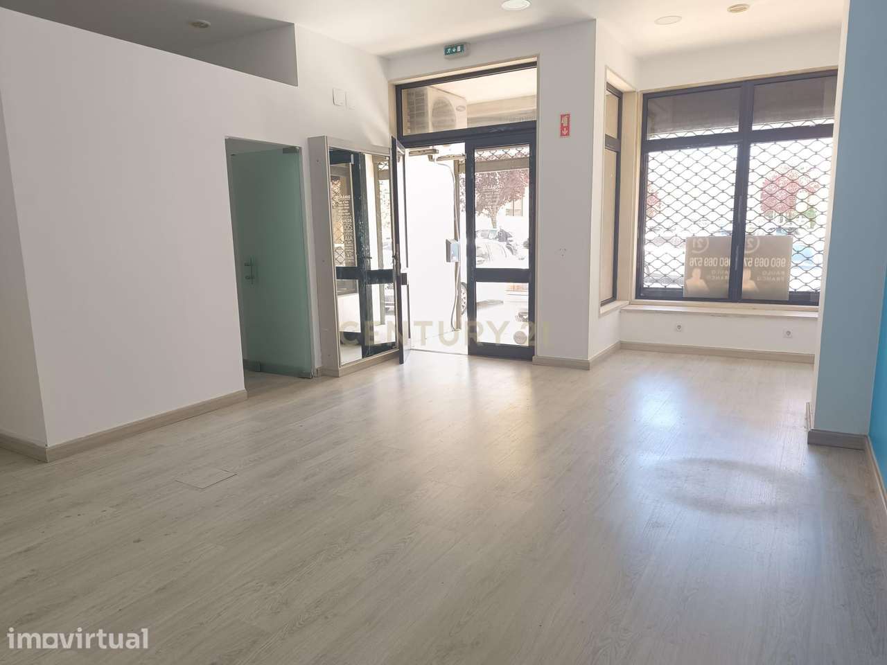 Loja com 55 m2 na Quinta do Património, Sacavém - Grande imagem: 4/11