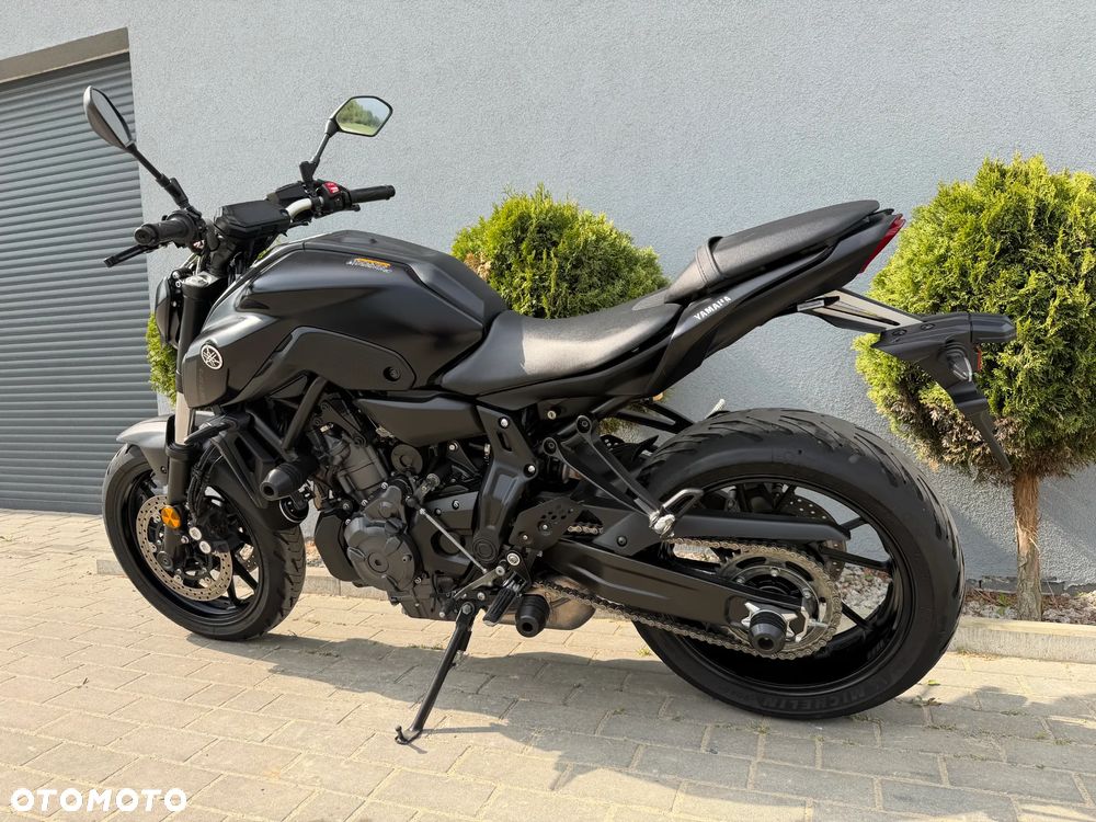 Yamaha MT - 9