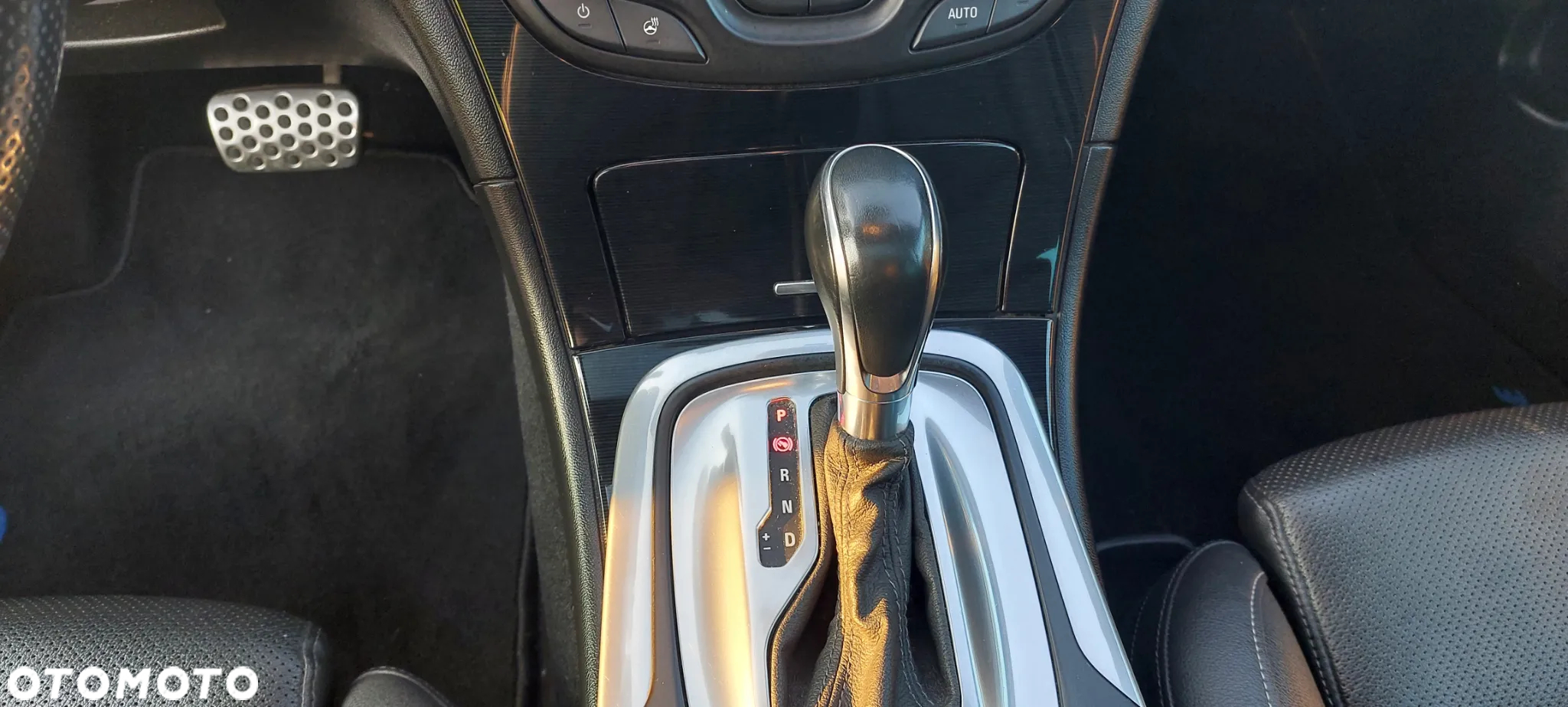 Opel Insignia - 21
