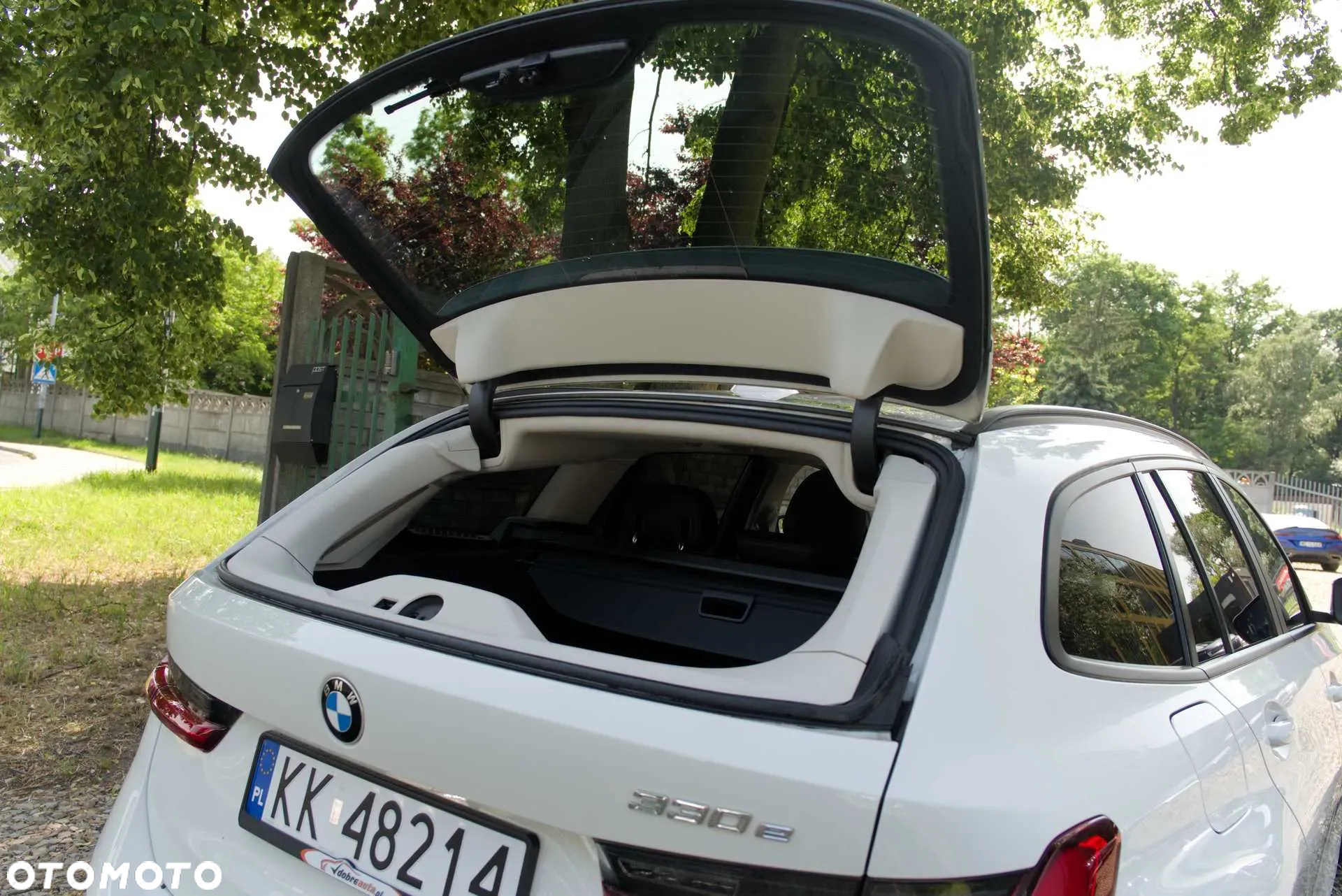 BMW Seria 3 330e PHEV - 17
