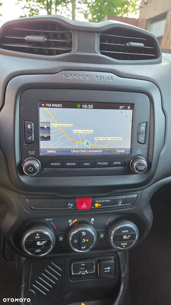 Jeep Renegade 1.4 MultiAir Limited - 27