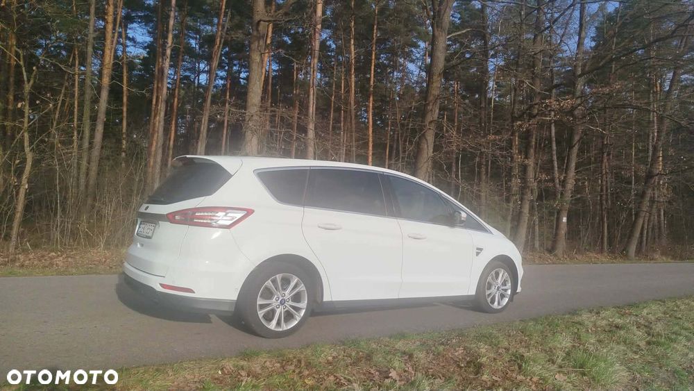 Ford S-Max - 14