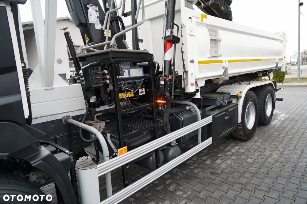 Renault C 430 / 6x4 / WYWROTKA 2 STRONNA / HYDROBURTA + HDS HIAB 211 EP-3 / EURO 6 / STEROWANIE RADIOWE / ROTATOR / ŁYŻKA - 16
