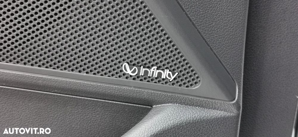 Hyundai IONIQ 1.6 GDI Premium - 32