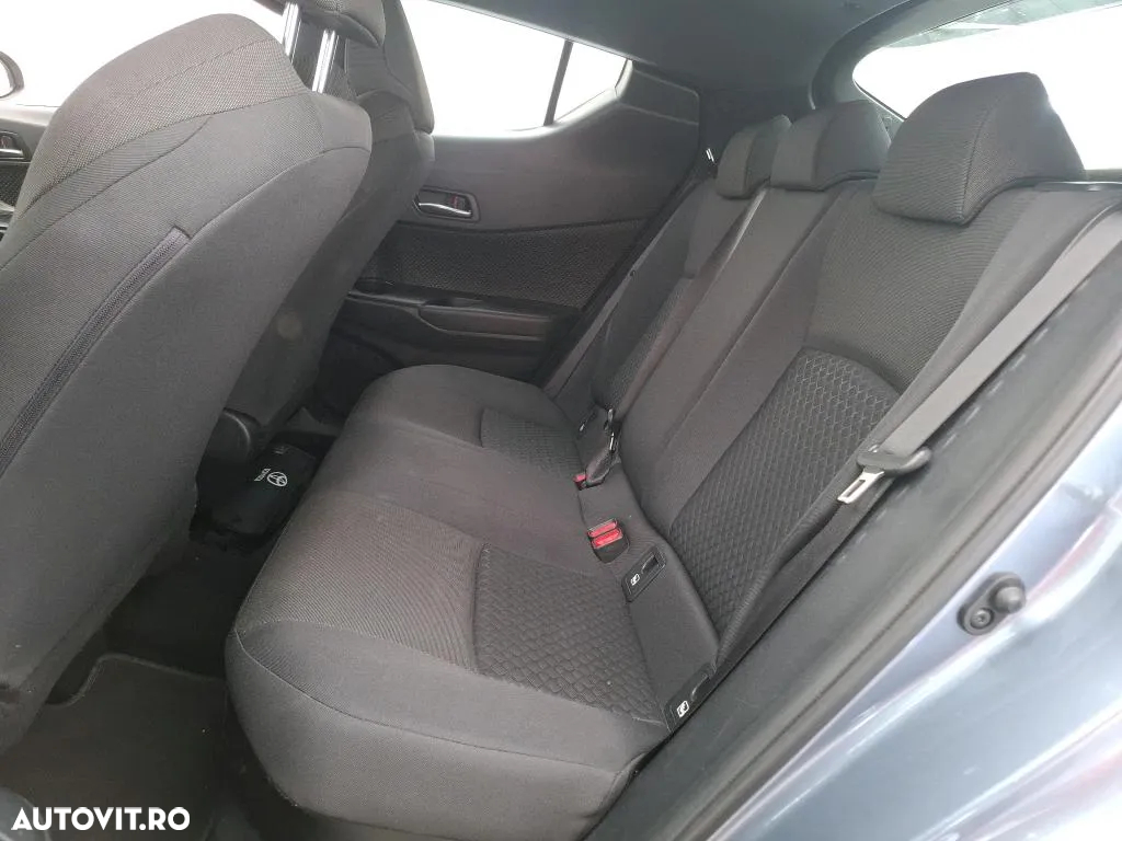 Toyota C-HR 1.8 Hybrid Business Edition - 10