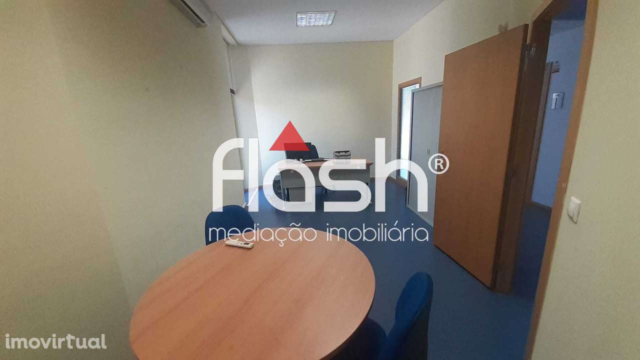 Centro de escritórios em Linda-a-Velha - Grande imagem: 4/14