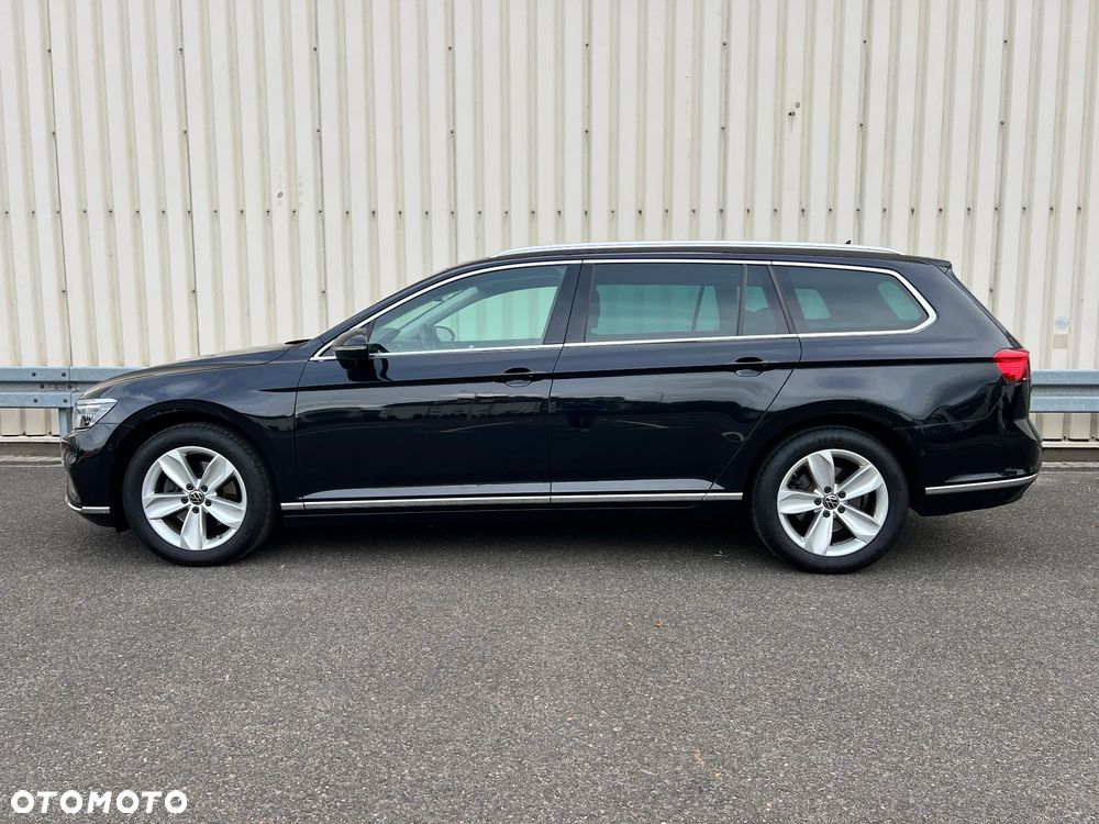 Volkswagen Passat 2.0 TSI Elegance DSG - 2