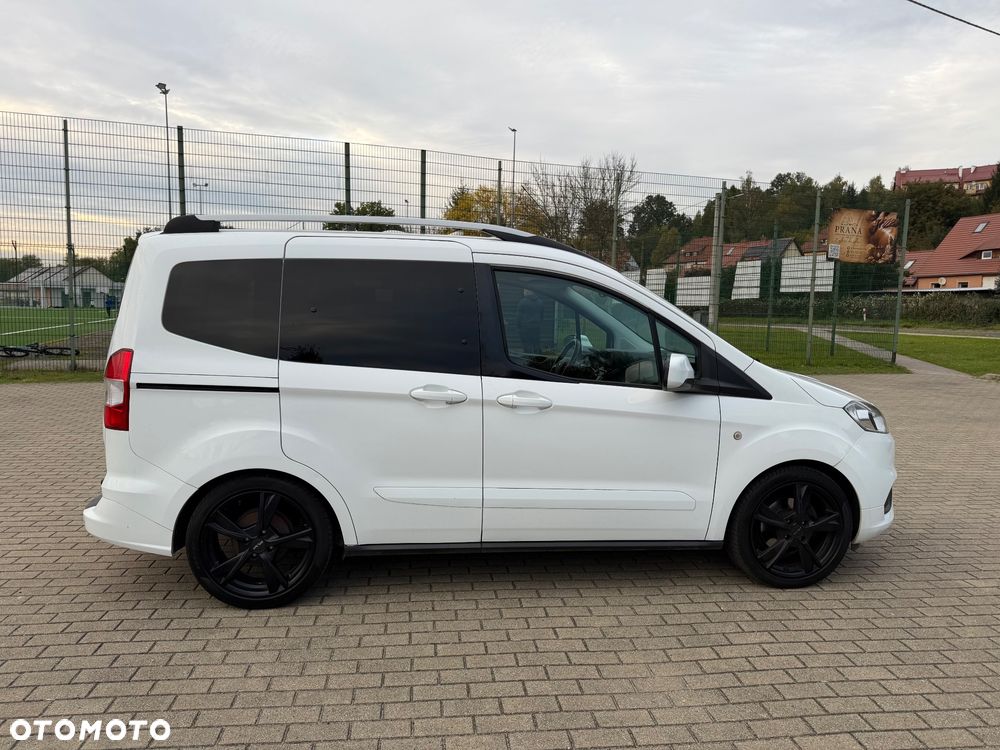 Ford Tourneo Courier - 6