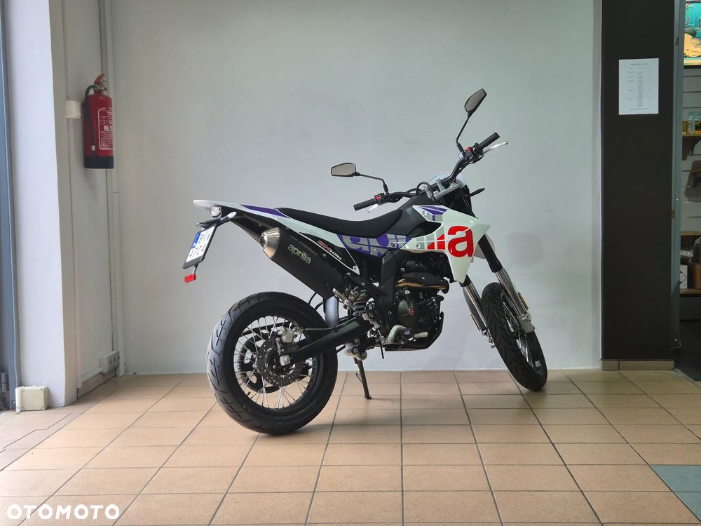 Aprilia SX - 8