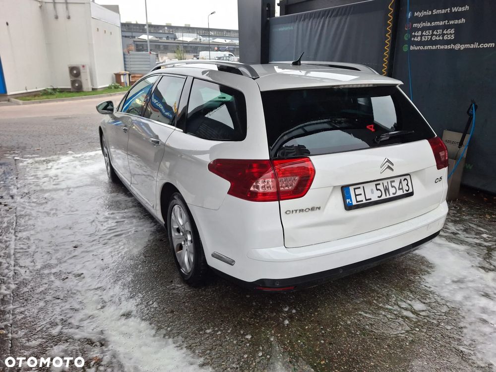 Citroen C5 2010 photo 3