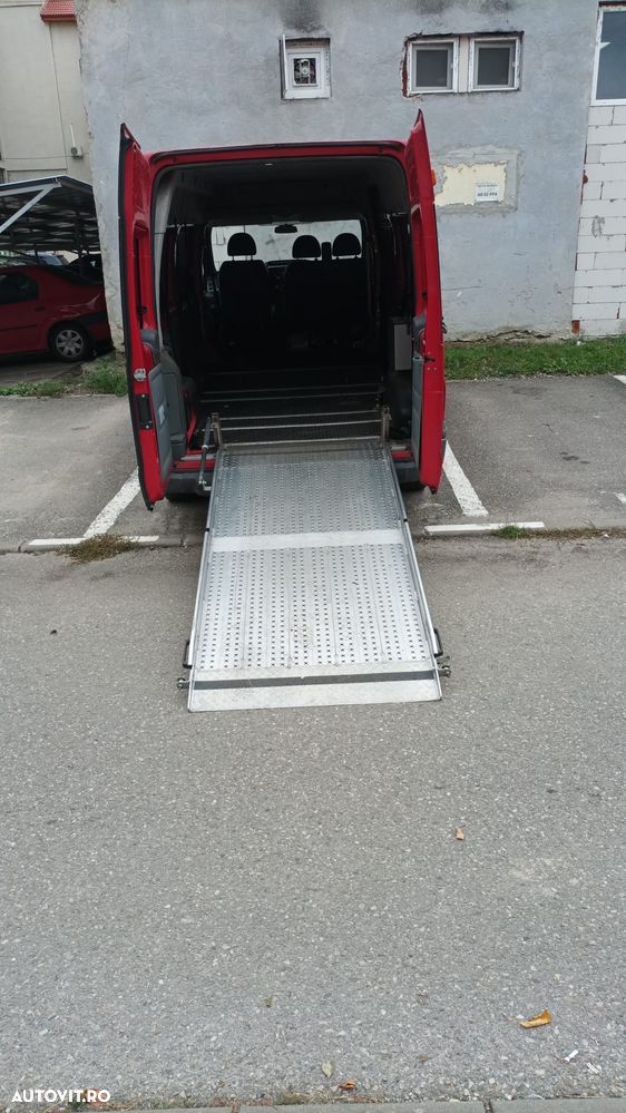 Ford Transit Custom - 11