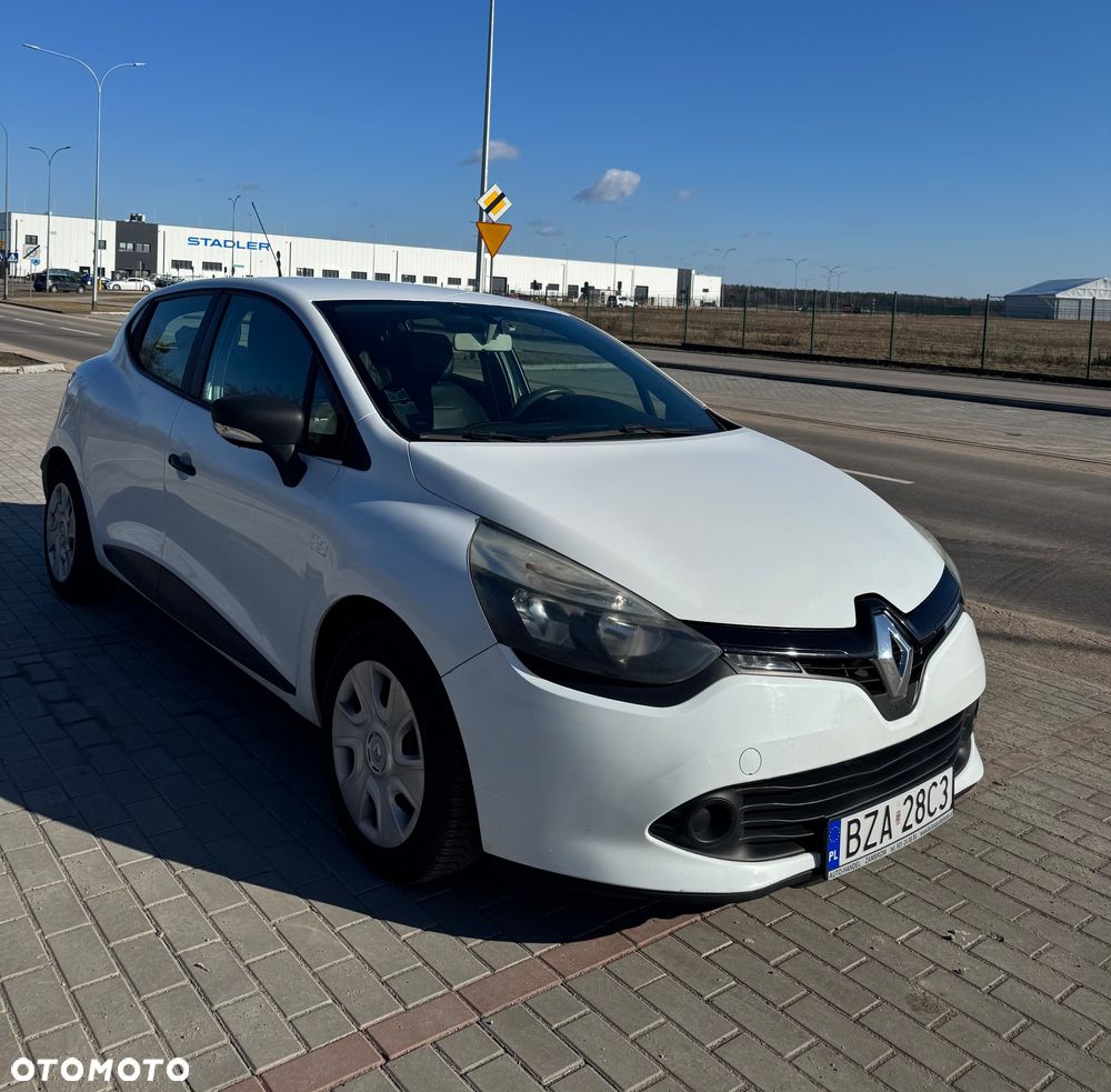 Renault Clio - 2