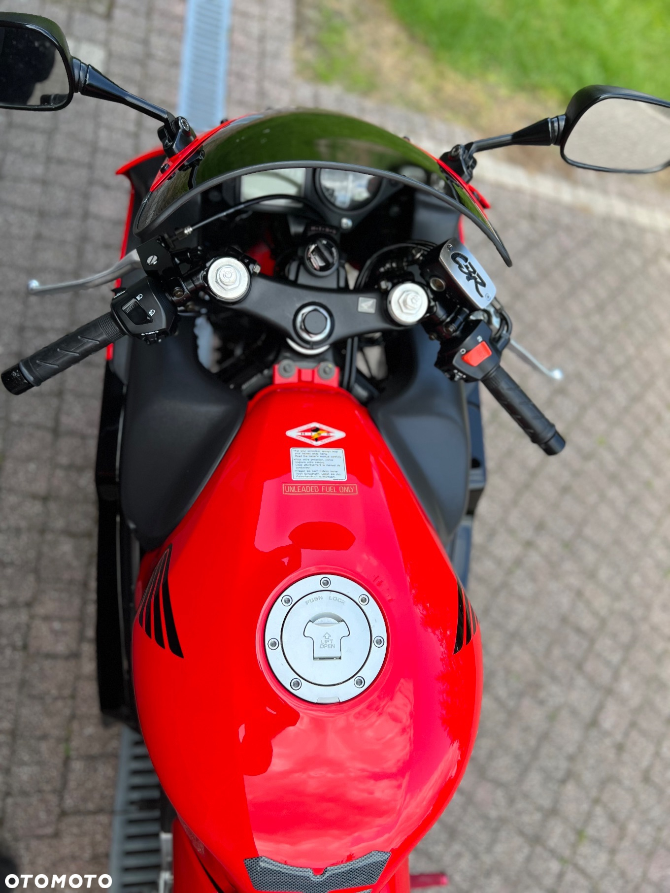 Honda CBR - 19