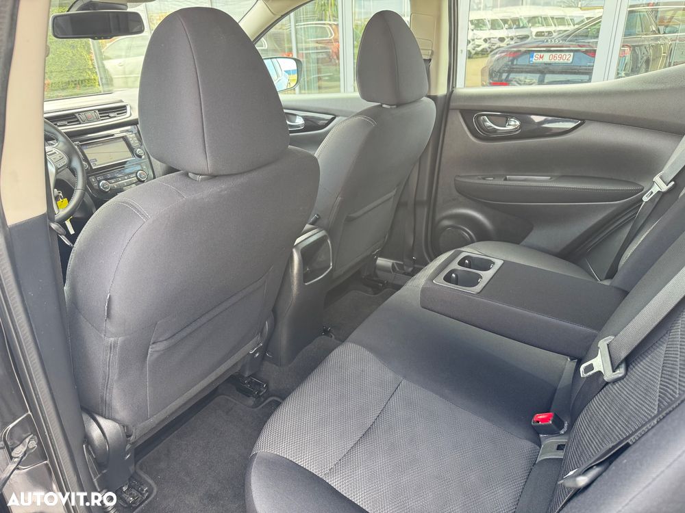 Nissan Qashqai 1.6 DCI Start/Stop 4X4 Acenta SP - 17
