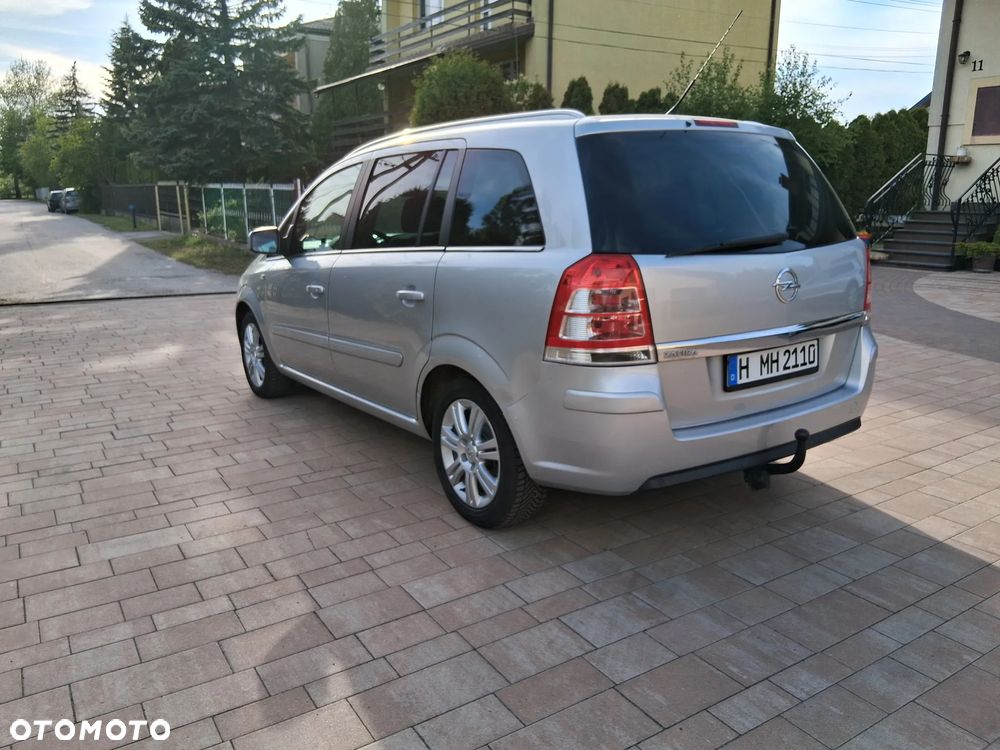 Opel Zafira 1.8 Family Plus - 3