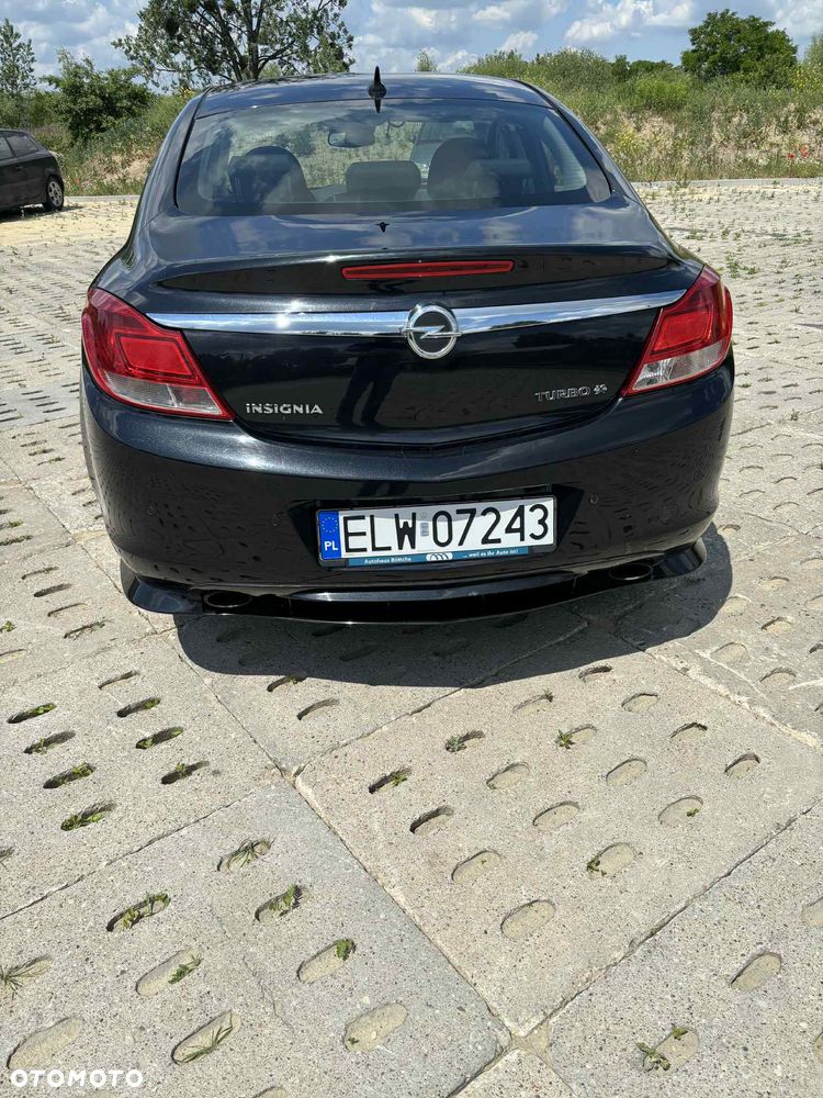 Opel Insignia 2.0 T Sport 4x4 - 5
