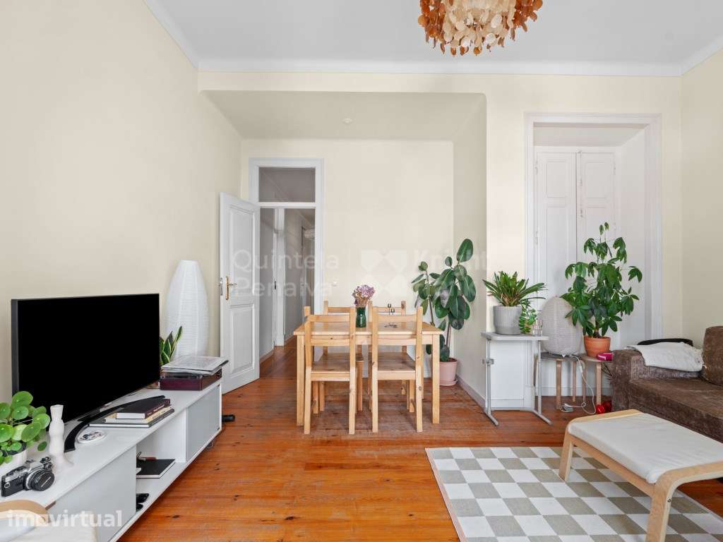 Apartamento T3 com vista sobre a cidade na Graça, Lisboa - Grande imagem: 4/23