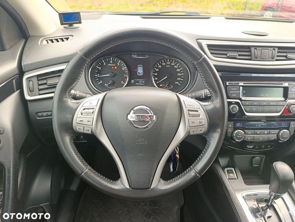 Nissan Qashqai 1.2 DIG-T Acenta Xtronic - 19