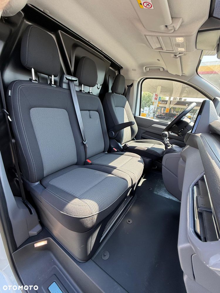 Volkswagen Transporter T7 - 13