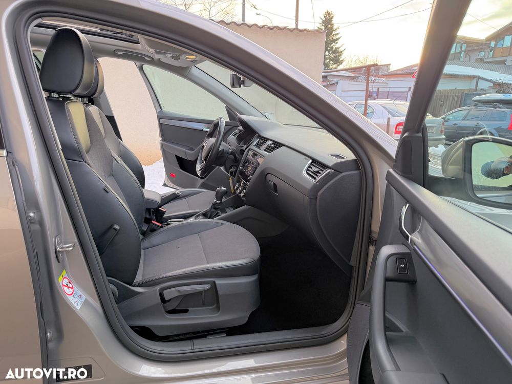 Skoda Octavia 1.6 TDI DSG Ambition - 11