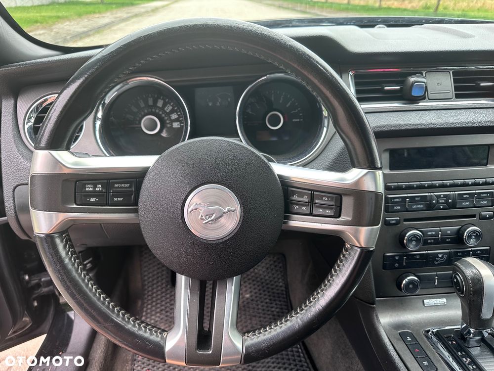 Ford Mustang 3.7 V6 - 17